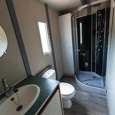 Chalet 3 Etoiles - Piscine - Eehfhf *