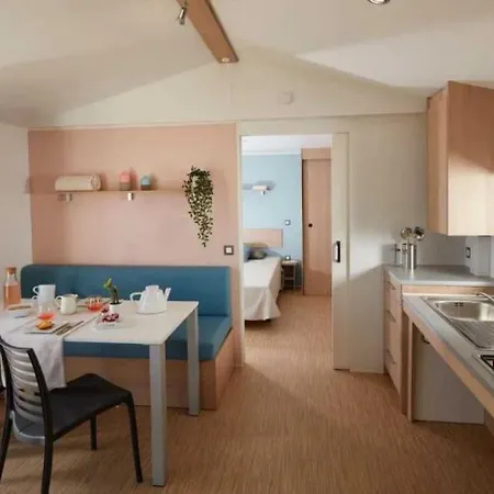 Chalet 3 Etoiles - Piscine - Eehfhf *